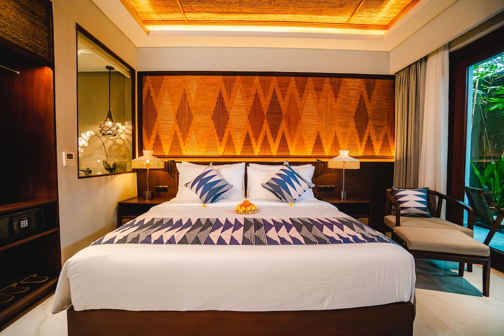 DELUXE, DOUBLE BED
