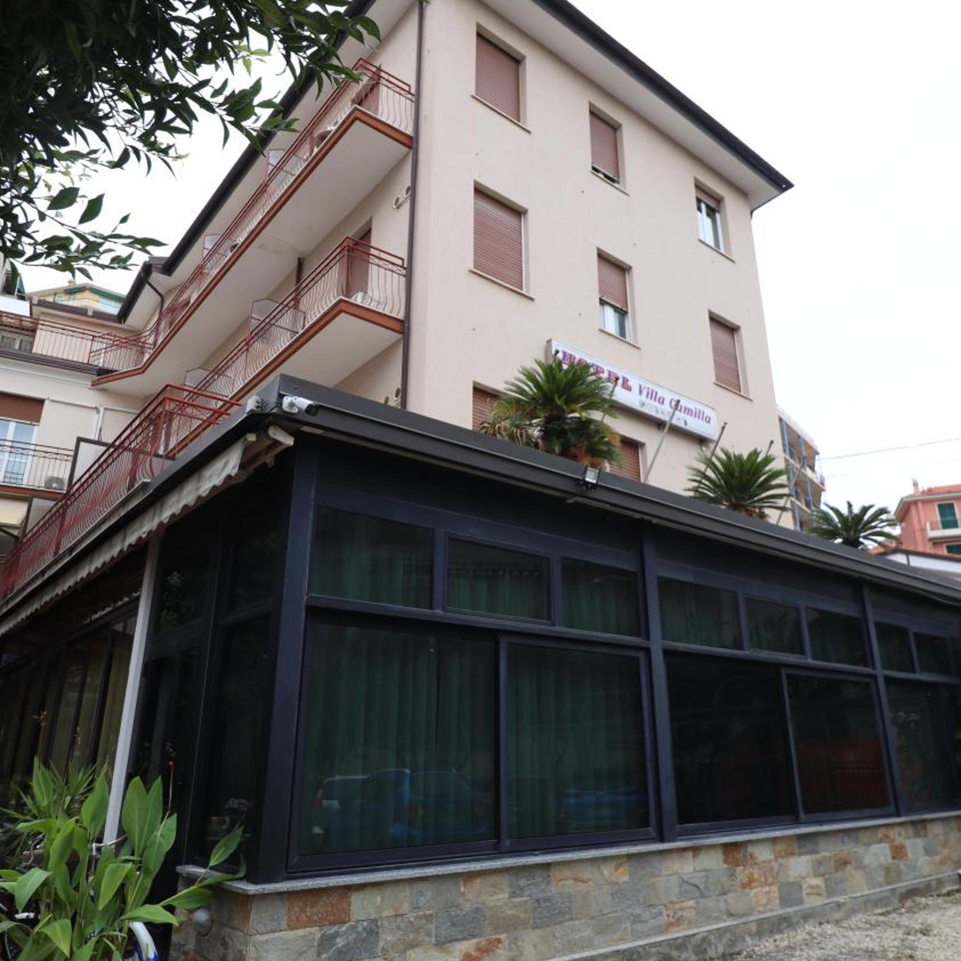 Hotel Villa Camilla 1/56