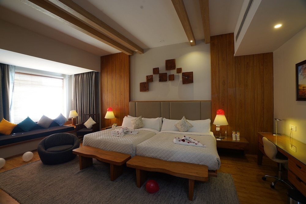 Moksha Himalaya Spa Resort 7/50