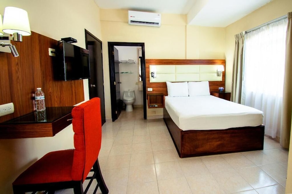 Hotel San Miguel 25/50