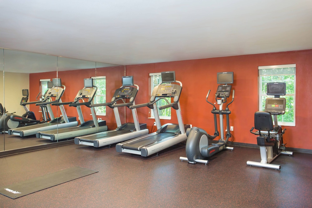 The Residences at Tewksbury (ex. Towneplace Suites By Marriott Boston Tewksbury) 18/31
