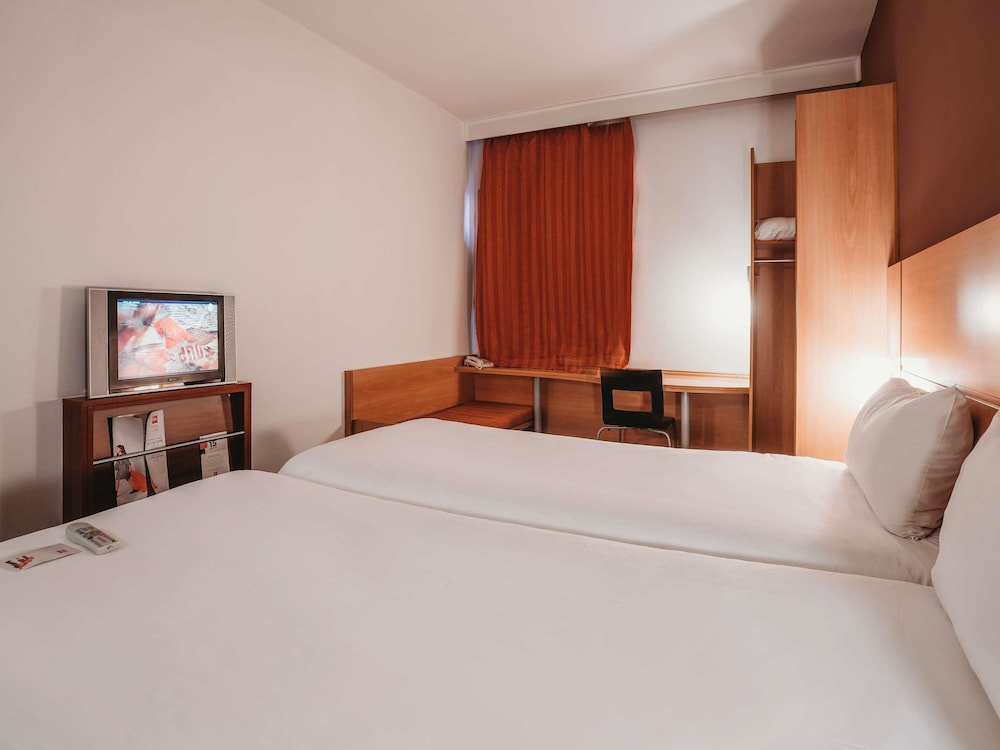 STANDARD, TWIN BEDS