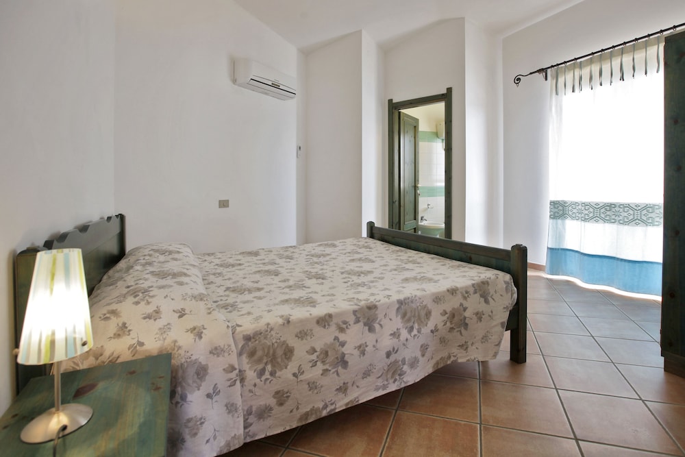 Club Esse Residence Capo D Orso 6/30