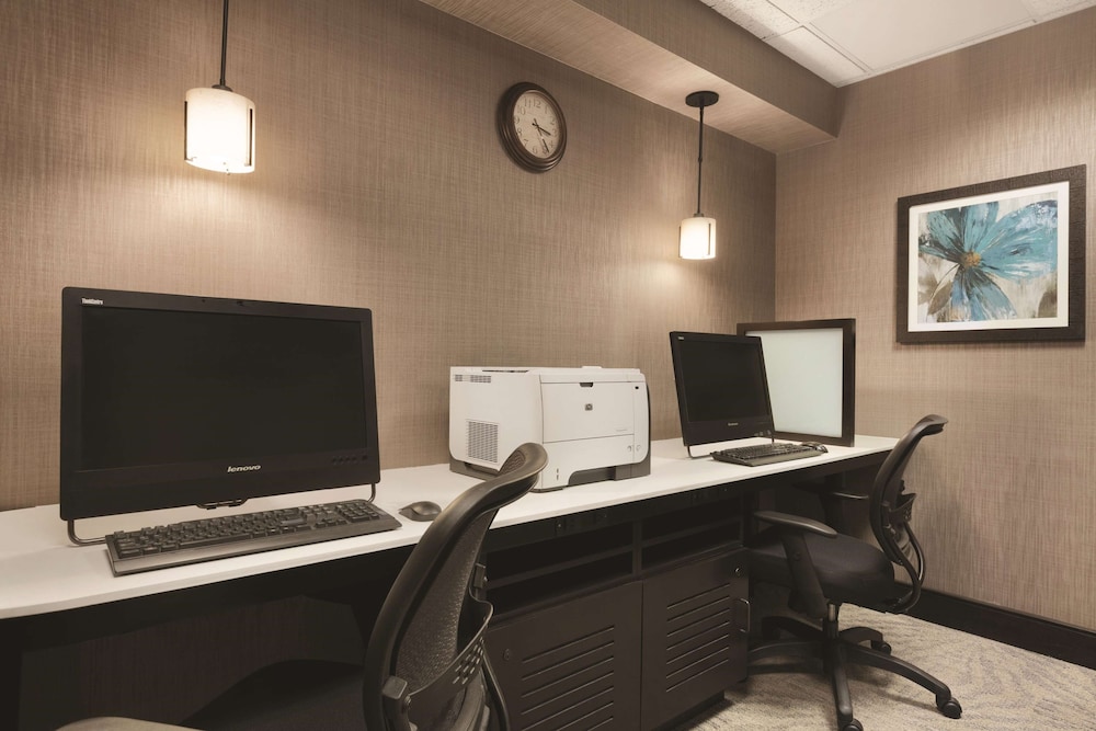 Homewood Suites by Hilton La Quinta 47/62