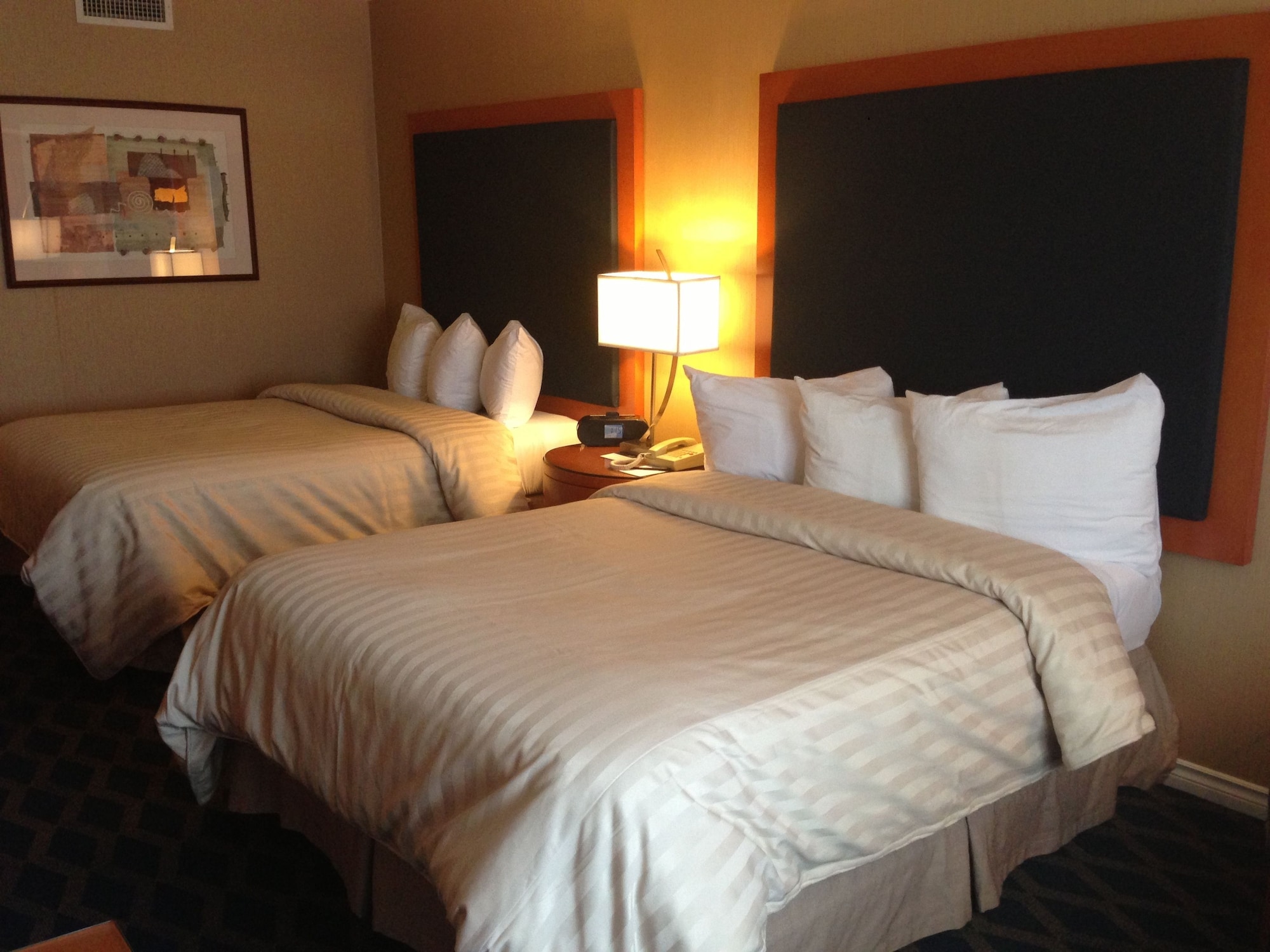 Courtyard, 2 Double Beds