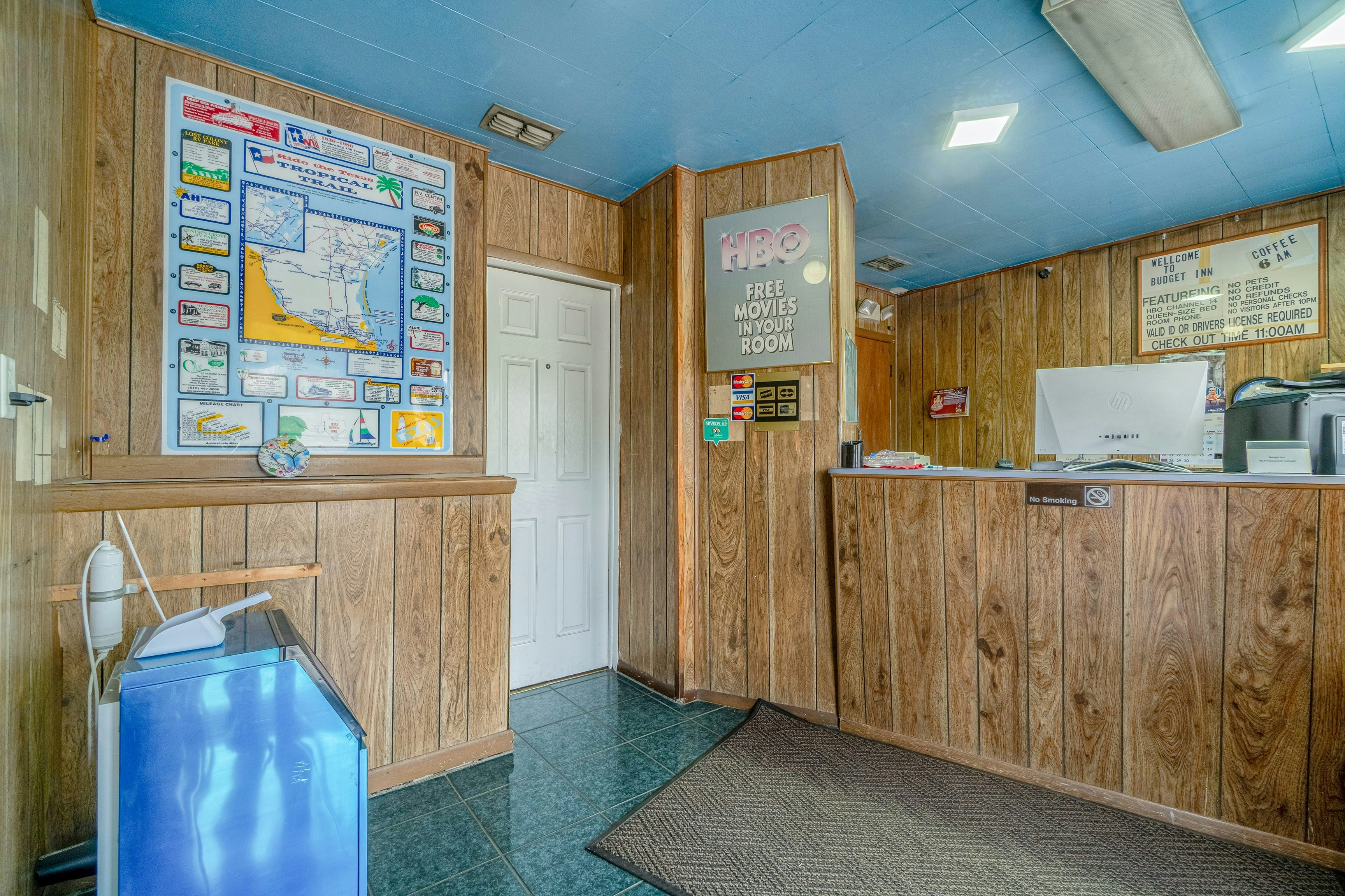 Lobby at OYO Budget Inn Falfurrias Hwy 281, FALFURRIAS - TX