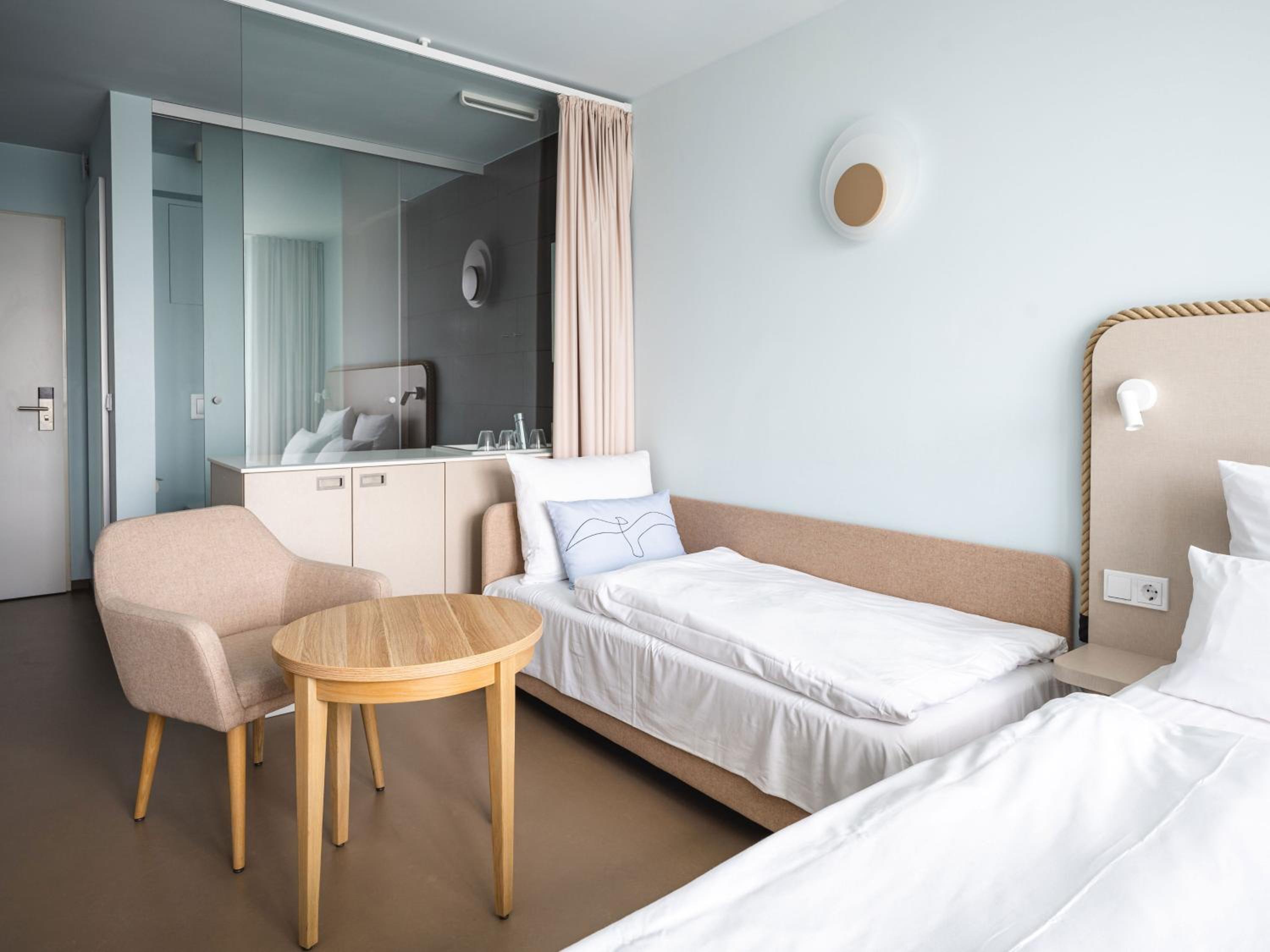 Room, Double Bed, Lateral Side Sea View