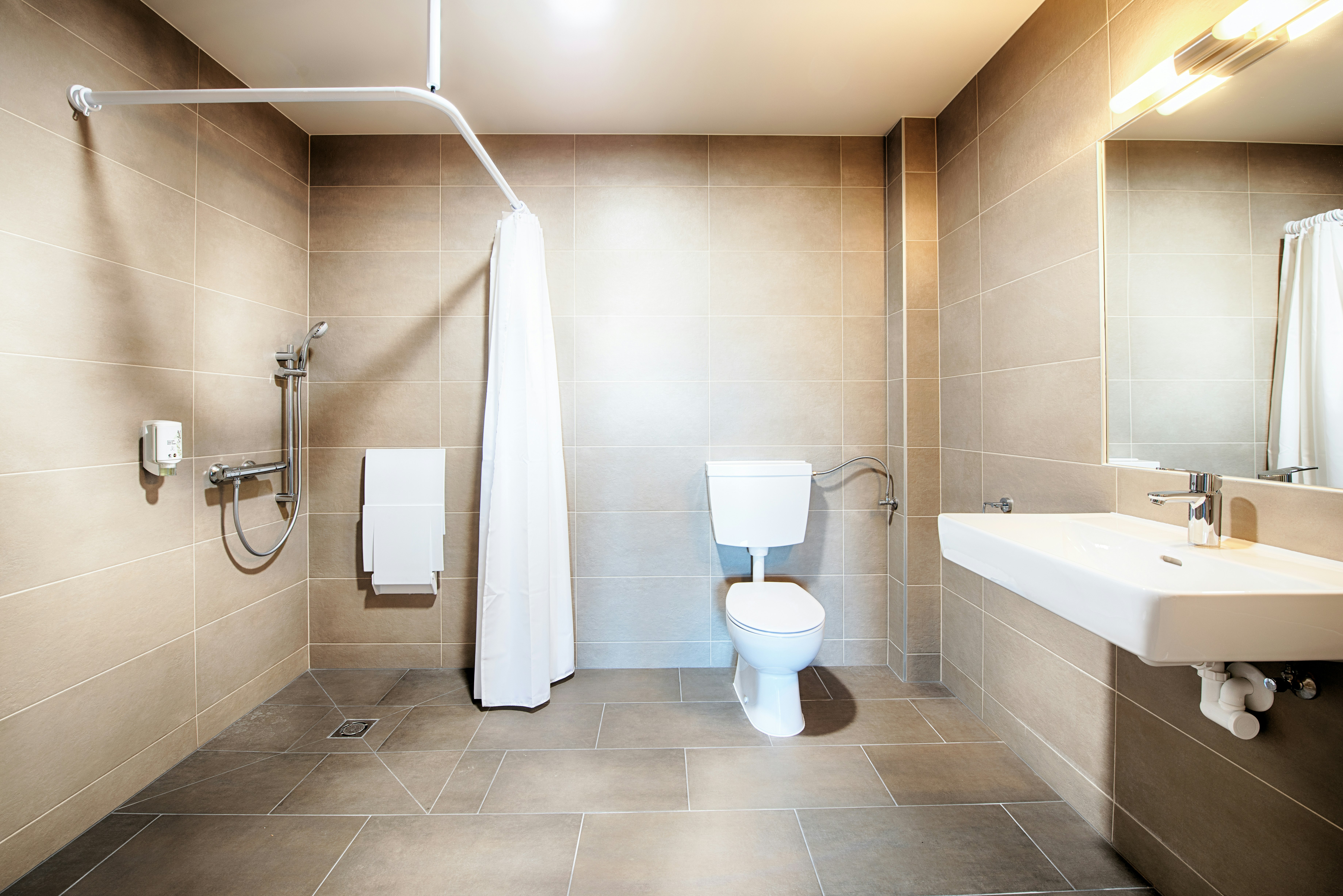 B B Hotel Graz Hbf 16/17