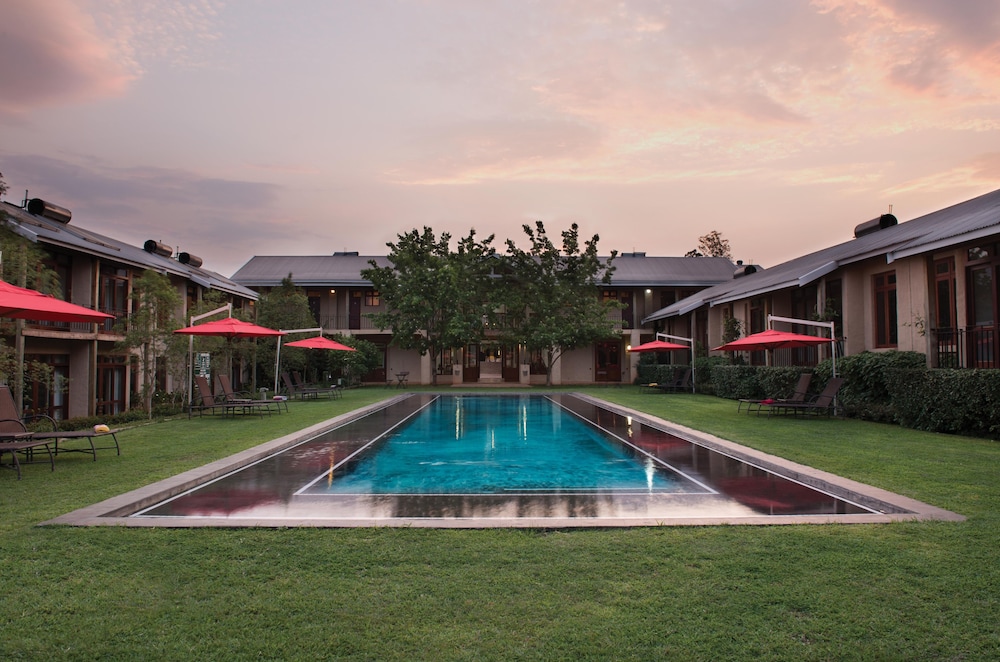 Casterbridge Hollow Boutique Hotel 3/52