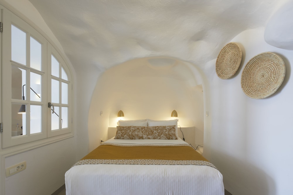 GRAND, SUITE, SEA VIEW, OUTDOOR JETTED TUB, JETTED TUB