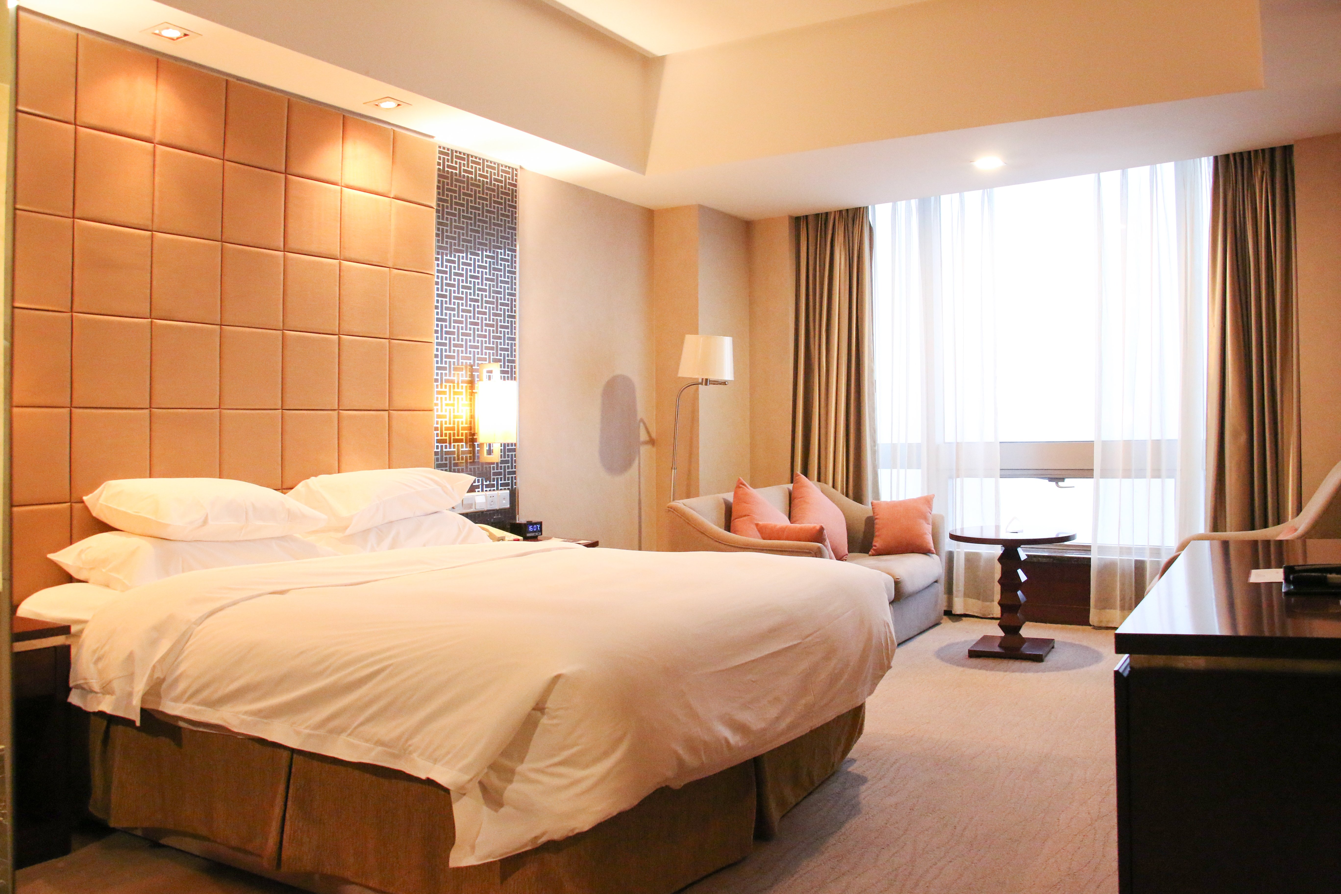 Crowne Plaza Yantai Seaview 32/82