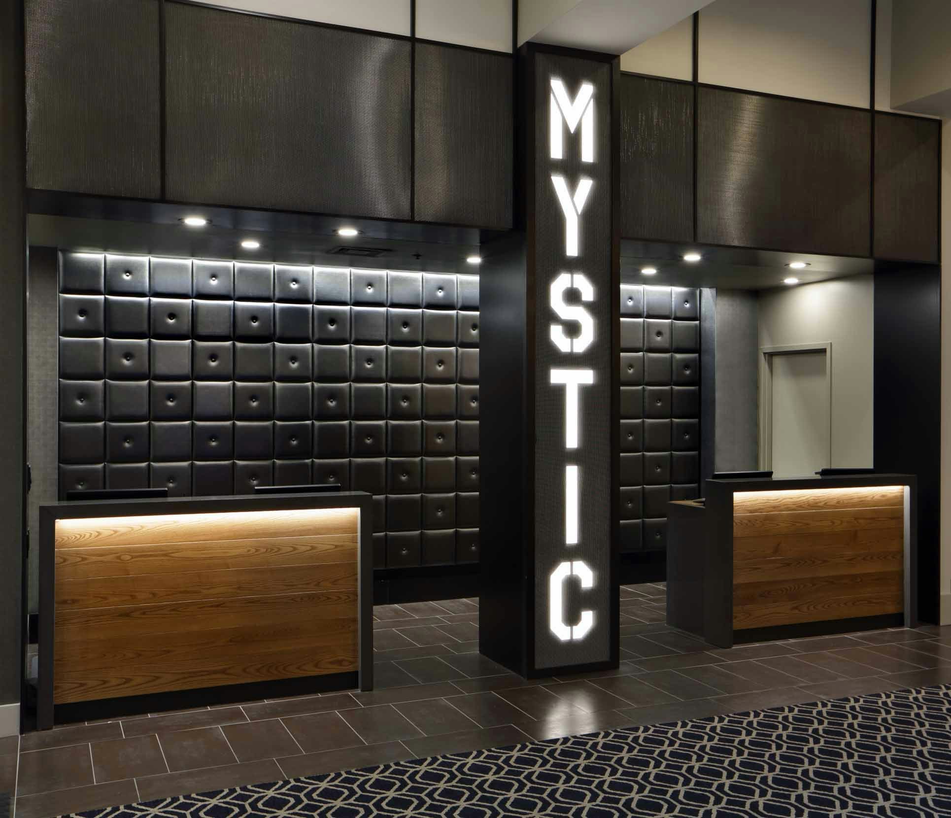 Hilton Mystic 29/67