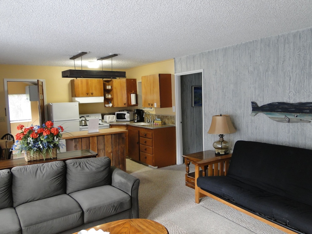 Shakti Cove Cottages 35/58