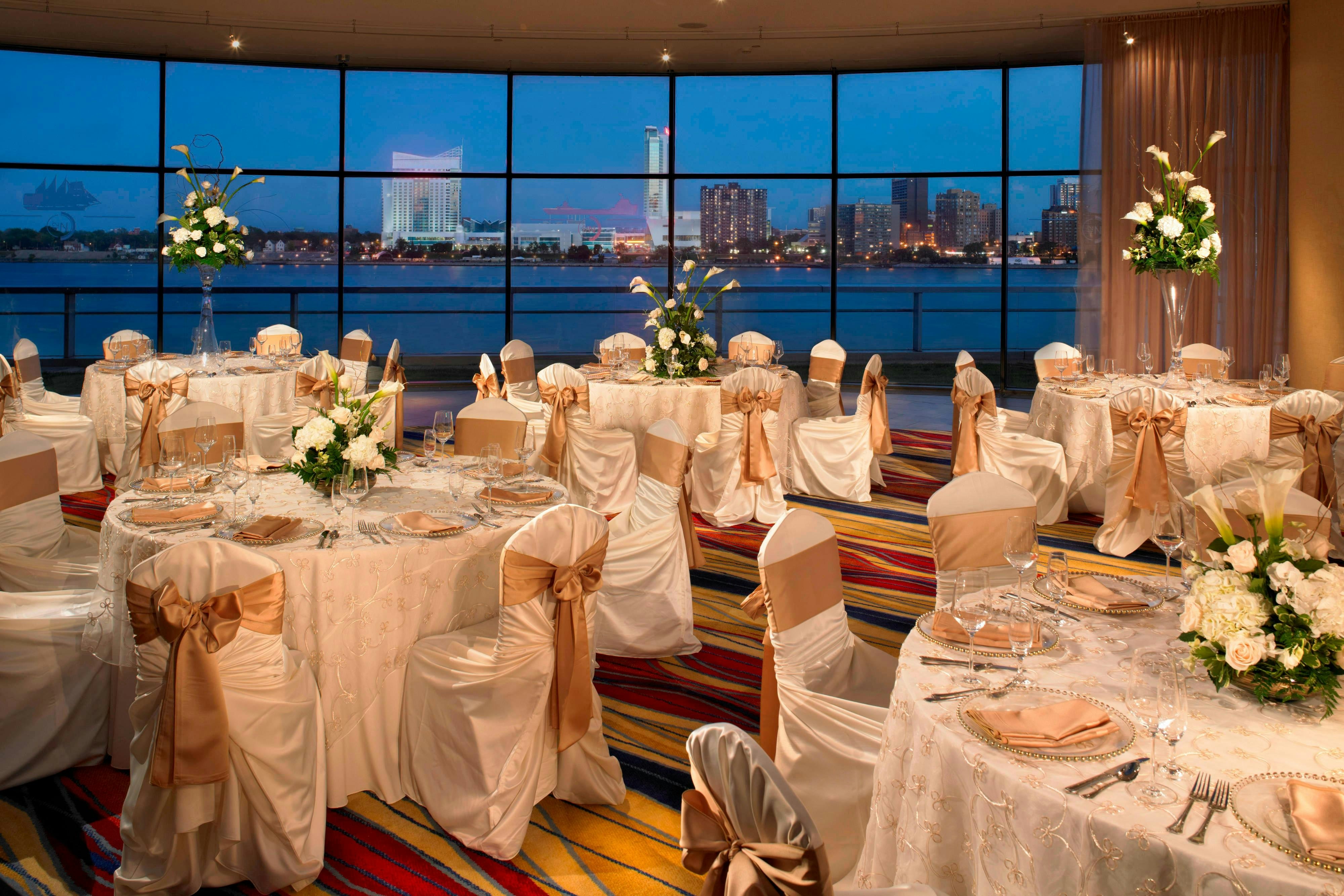 Marriott Detroit At the Renaissance Center 30/62