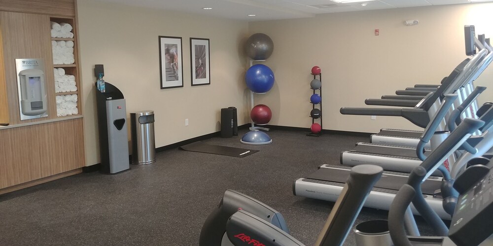TOWNEPLACE SUITES CHARLESTON MT. PLEASANT 26/39