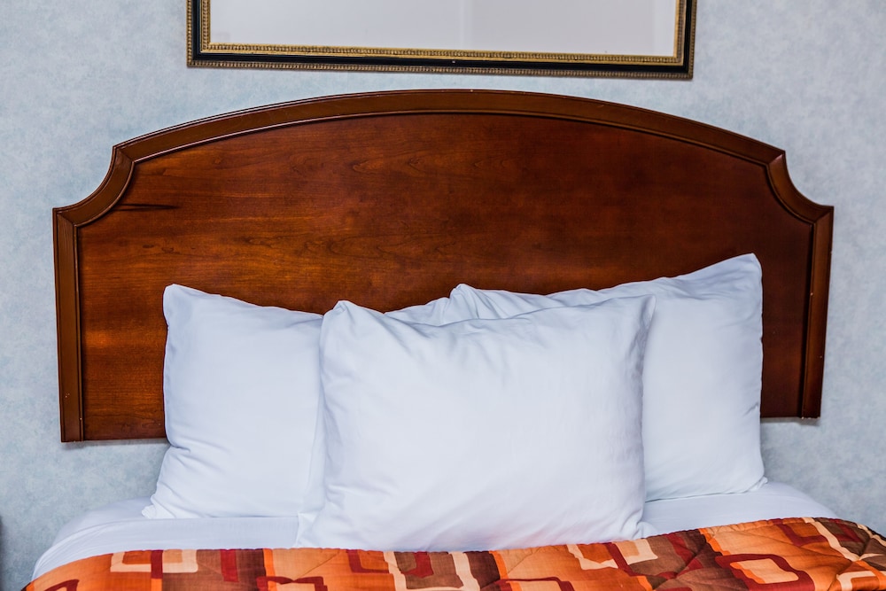 Pelican Inn Monterey Ca 36/69