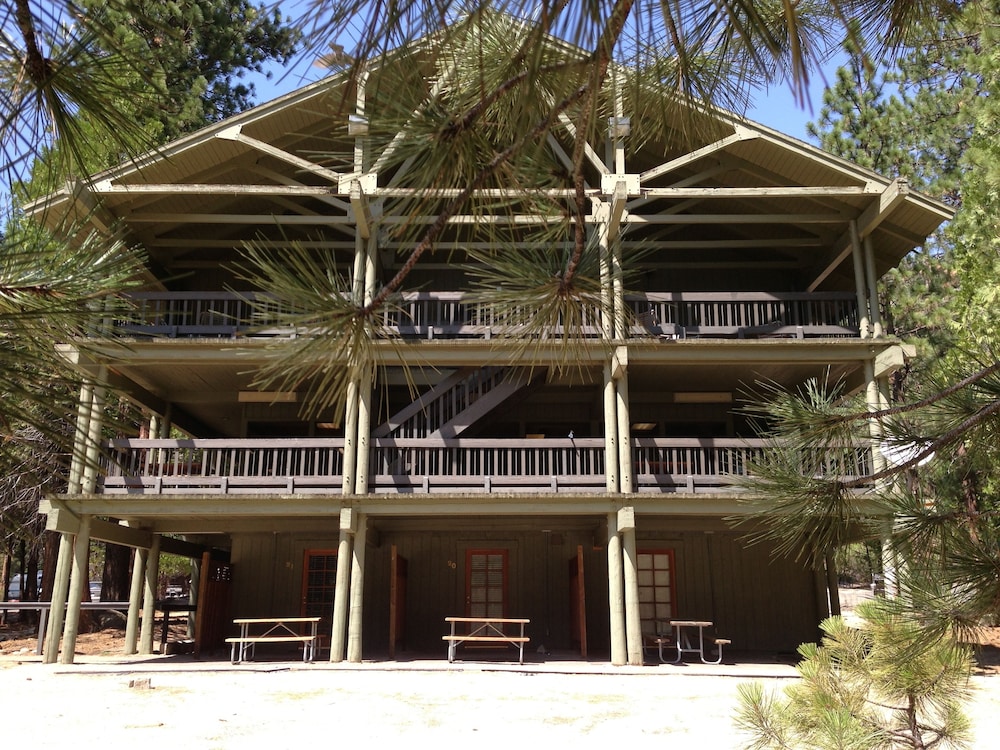 Cedar Grove Lodge 2/29