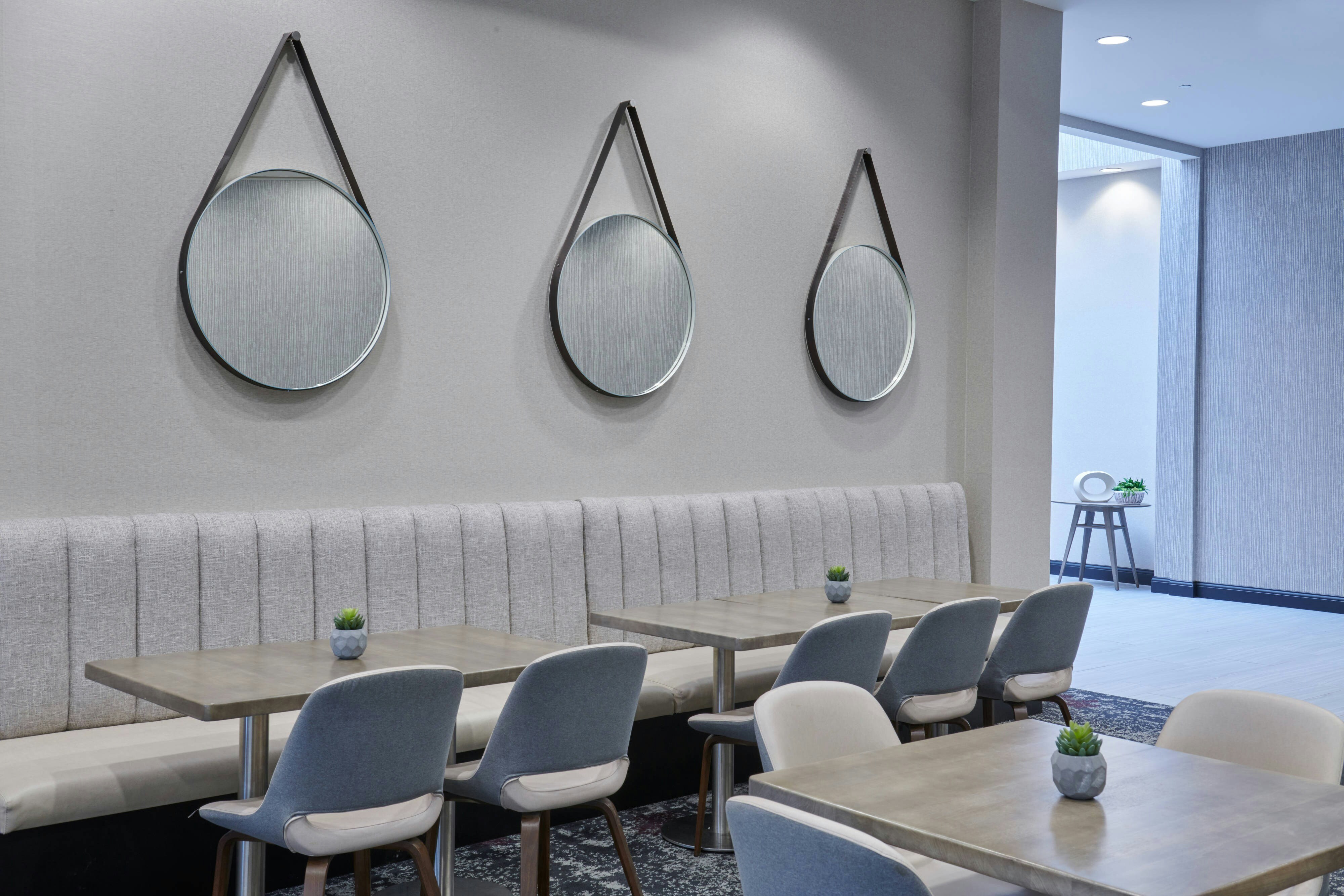Delta Hotels by Marriott Detroit Novi 9/10