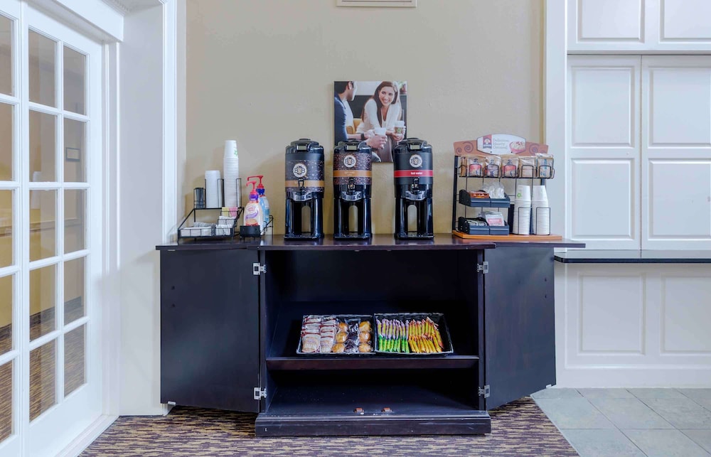 Extended Stay America Fayetteville Cross Creek Mall 7/49