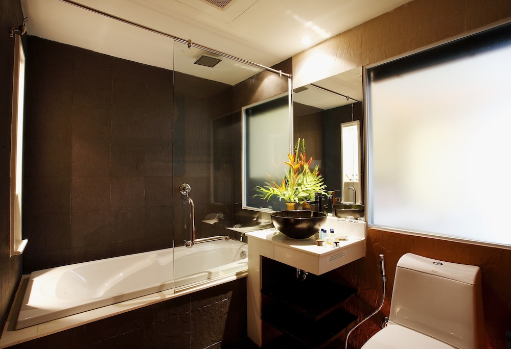 R Mar Hotel Resort Spa 48/49