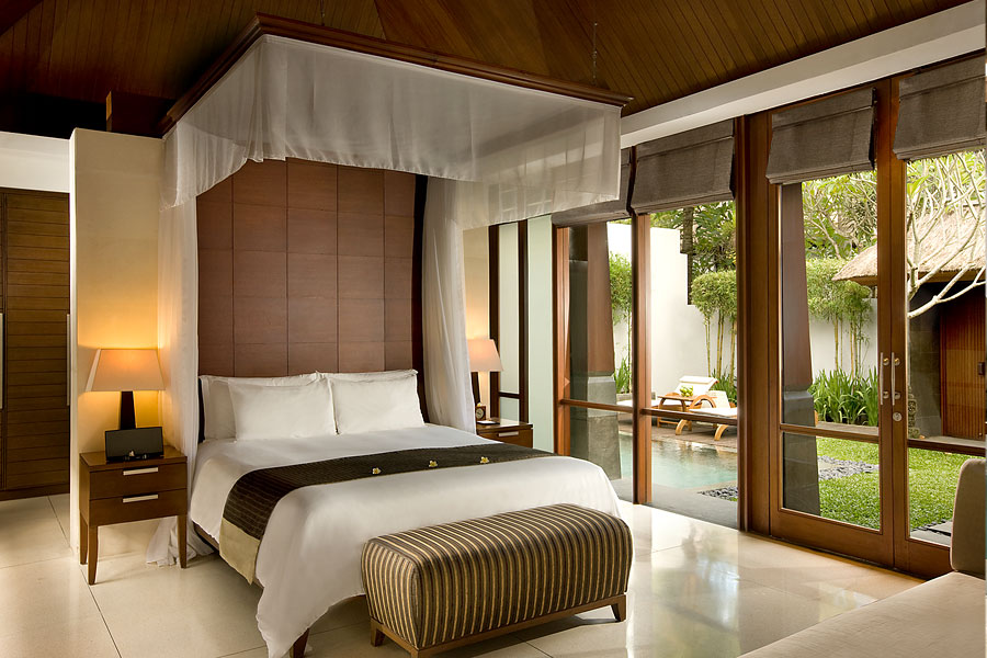 Intimate, Plunge Pool