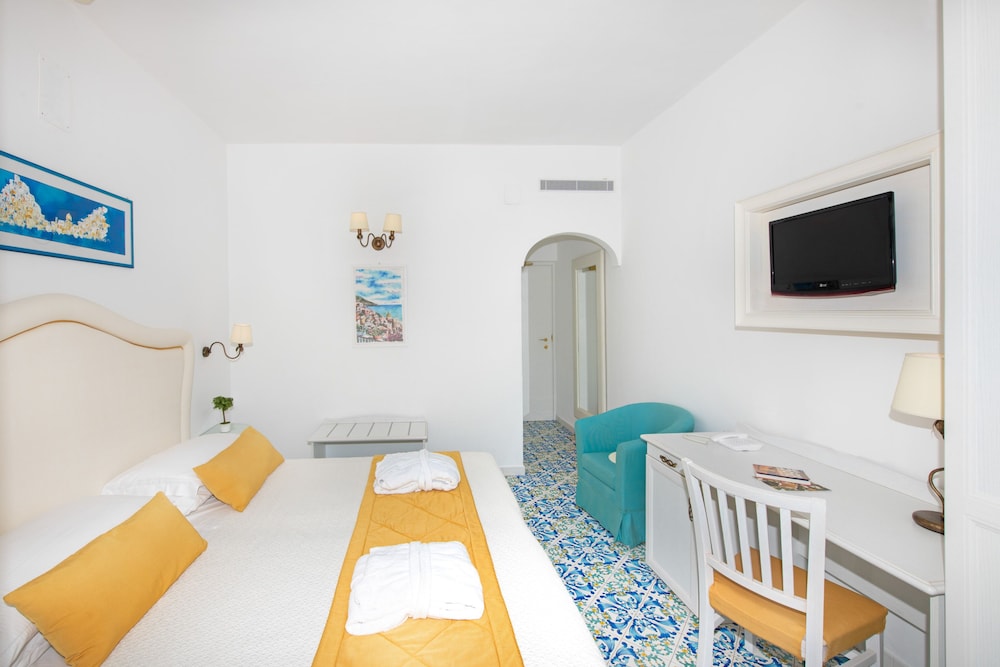 Savoia Hotel 48/80