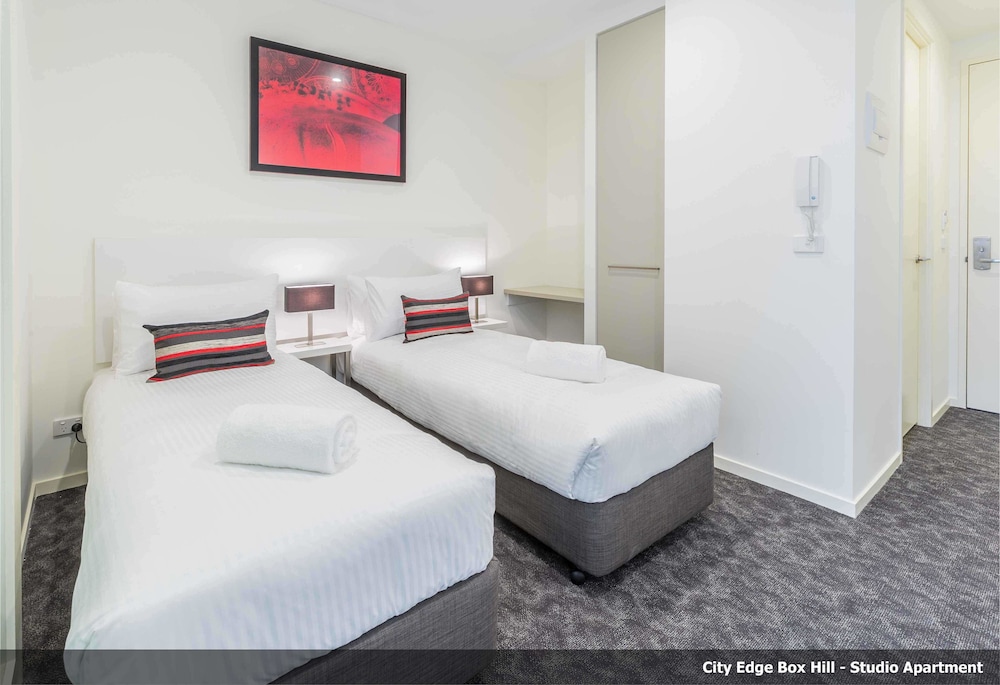 Comfort Apartments Box Hill 17/49