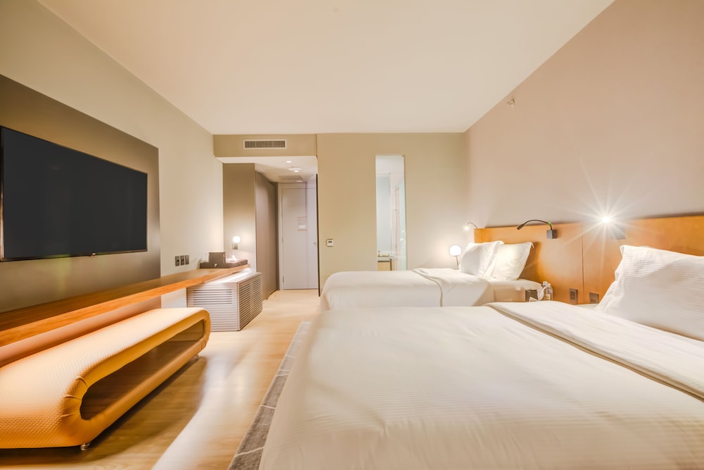 SUPERIOR, TWIN BEDS