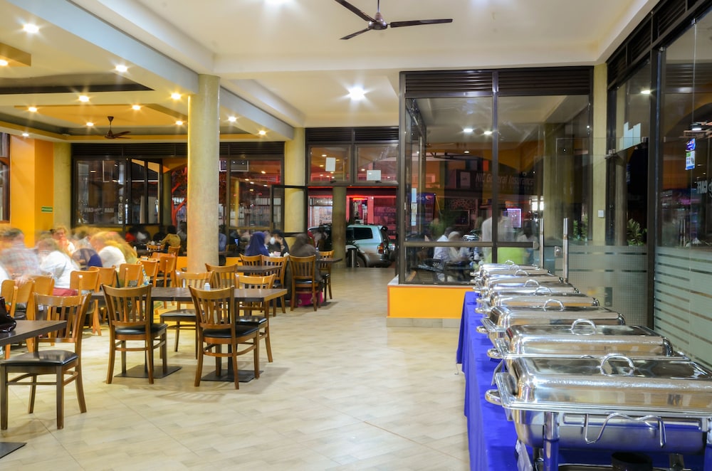 Igar Plaza Hotel 31/42