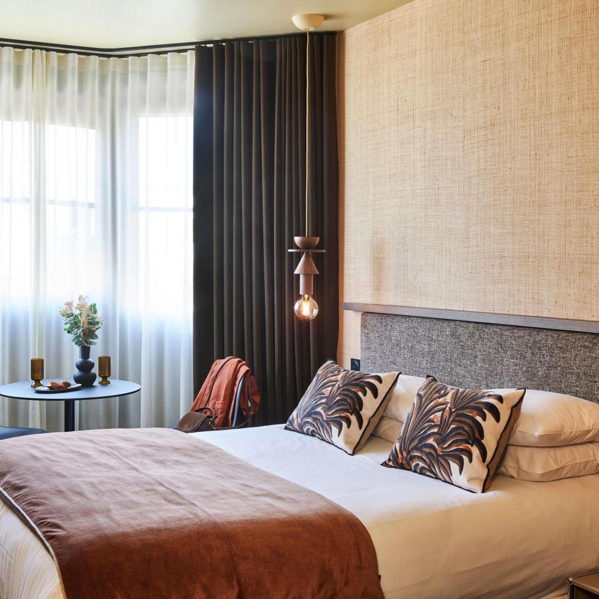 Classic, Double Bed, Side Sea View، Mercure St Malo Front de Mer Hotel 2/9