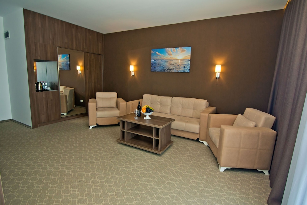 Sky Inn Batumi 21/31