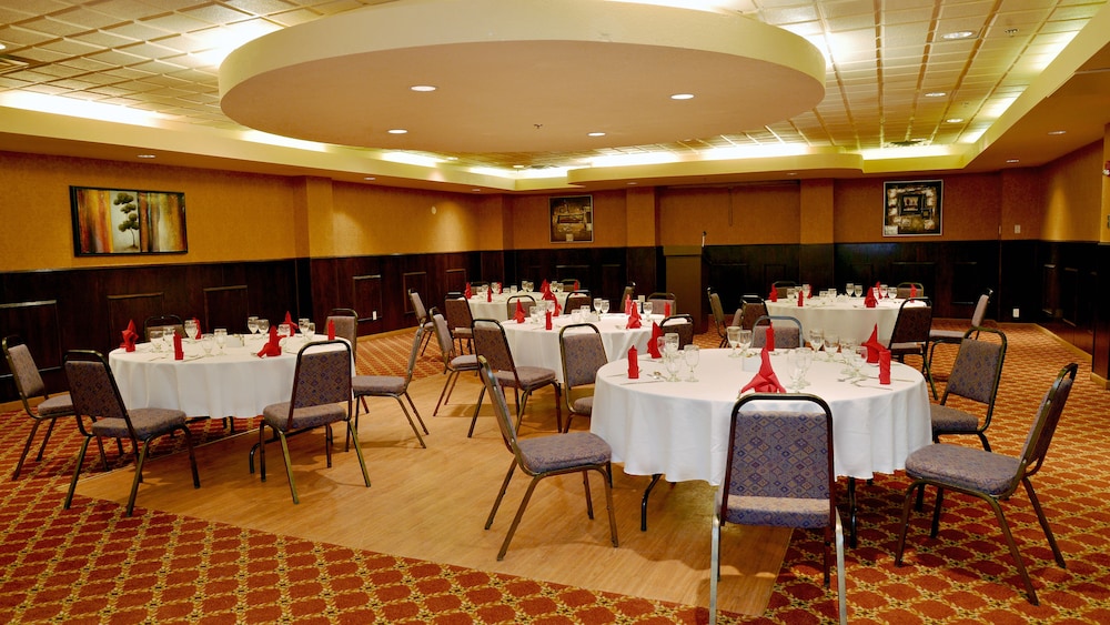 Holiday Inn Hinton 60/78