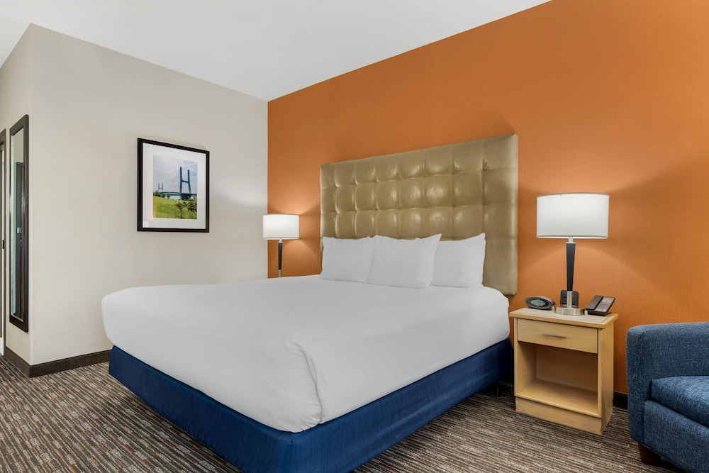 Pear Tree Inn Cape Girardeau West 20/50