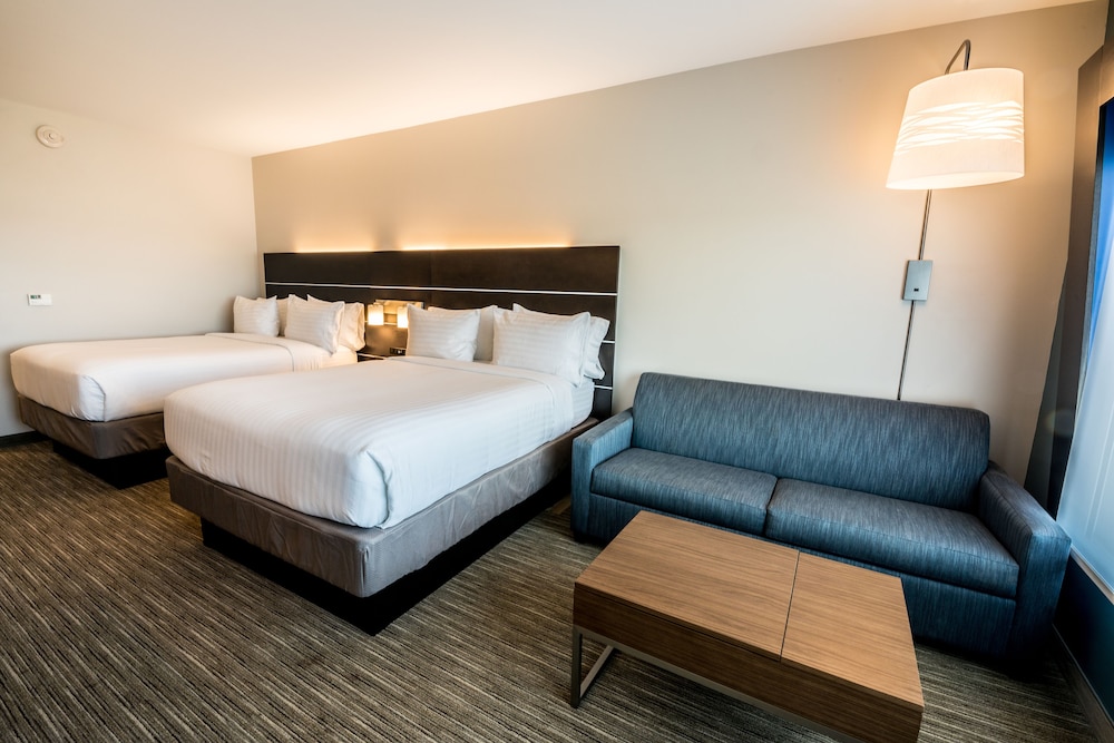 HOLIDAY INN EXPRESS NORTH AUGUSTA 14/55