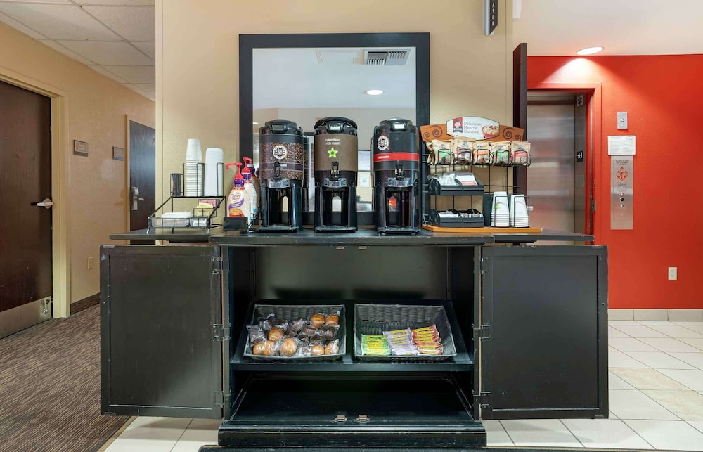 Extended Stay America - Richmond - Hilltop Mall 32/38