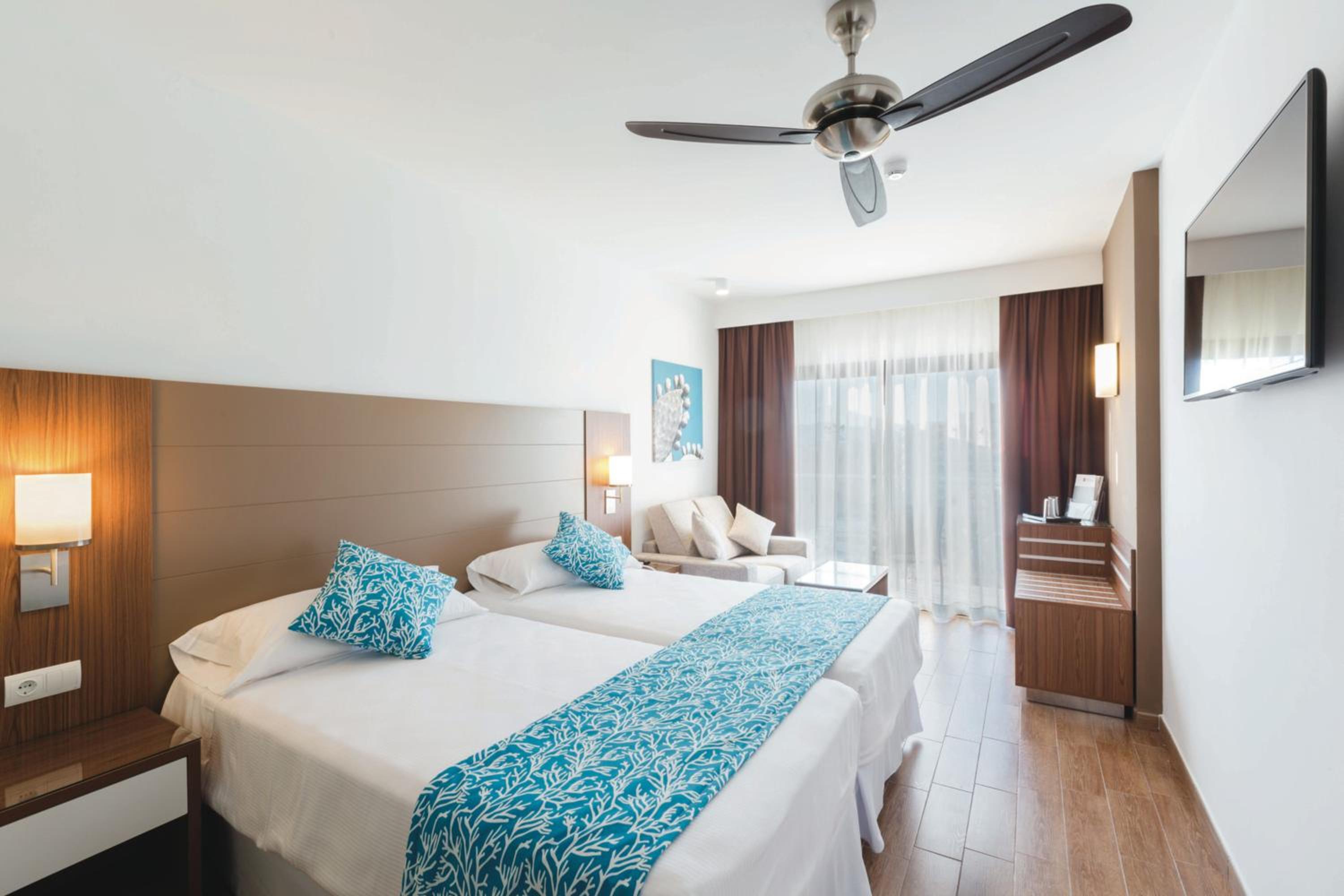 ROOM, DOUBLE BED, BALCONY