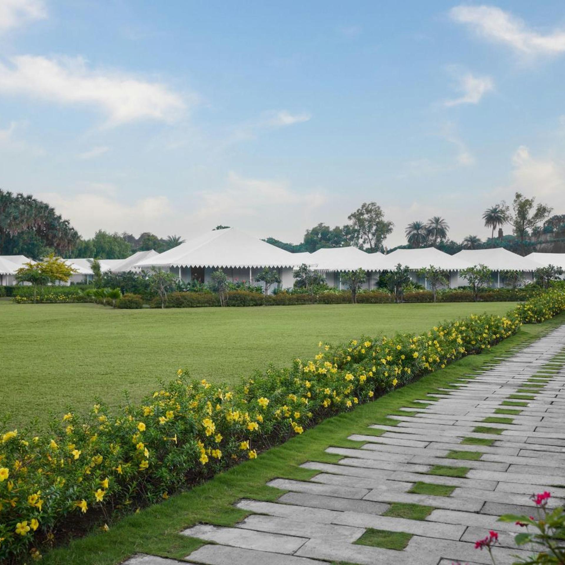 The Fern Seaside Luxurious Tent Resort 14/18