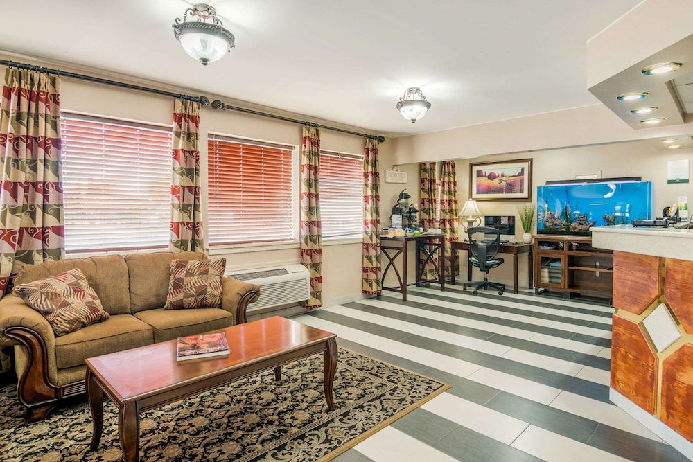 Quality Inn Klamath Falls - Crater Lake Gateway 32/41