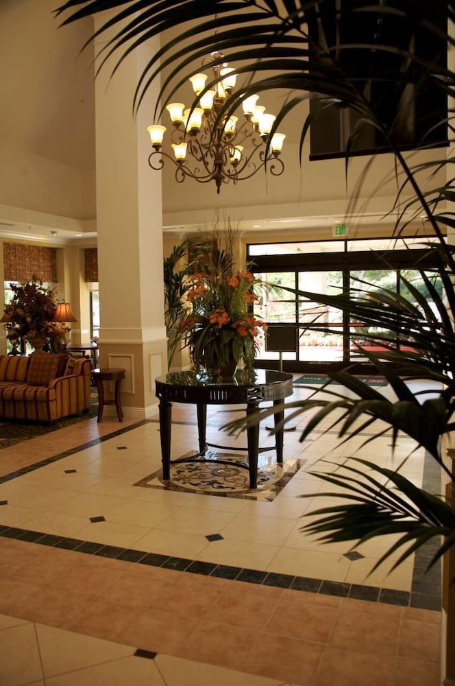Hilton Garden Inn San Diego Del Mar 66/74