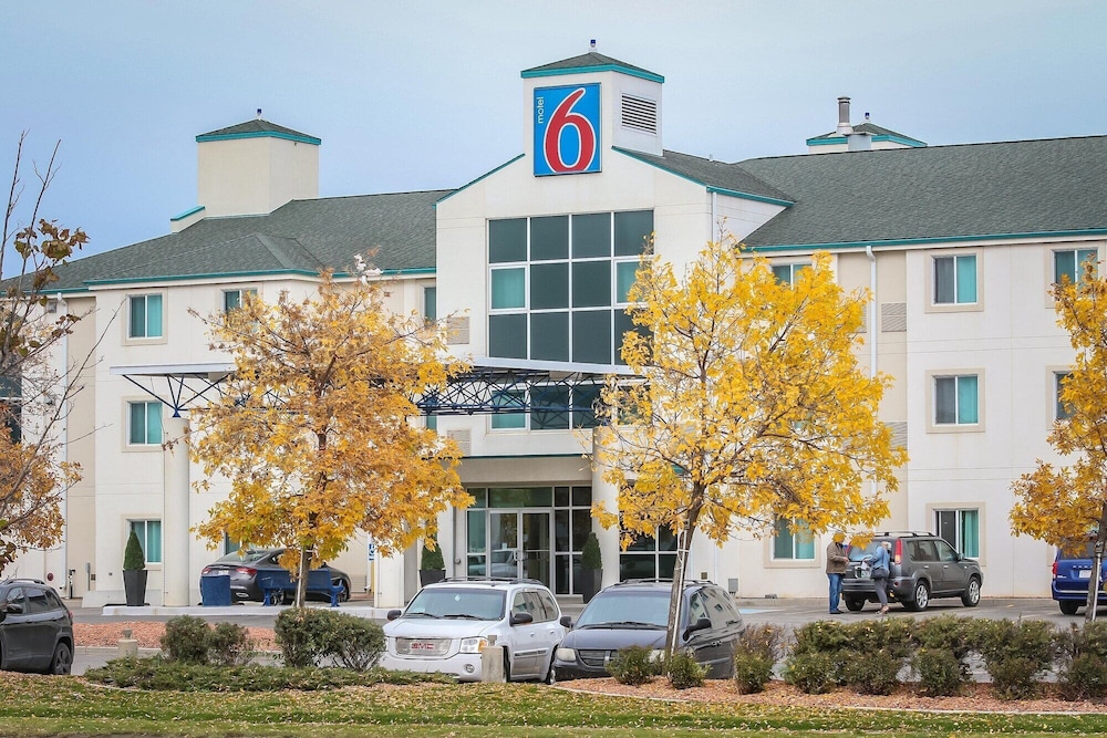 Motel6 Saskatoon, SK 3/55
