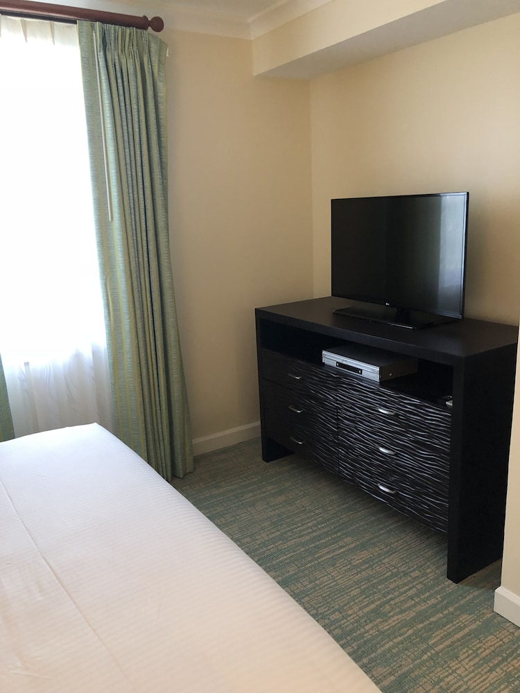 Harborside Resort At Atlantis 60/72