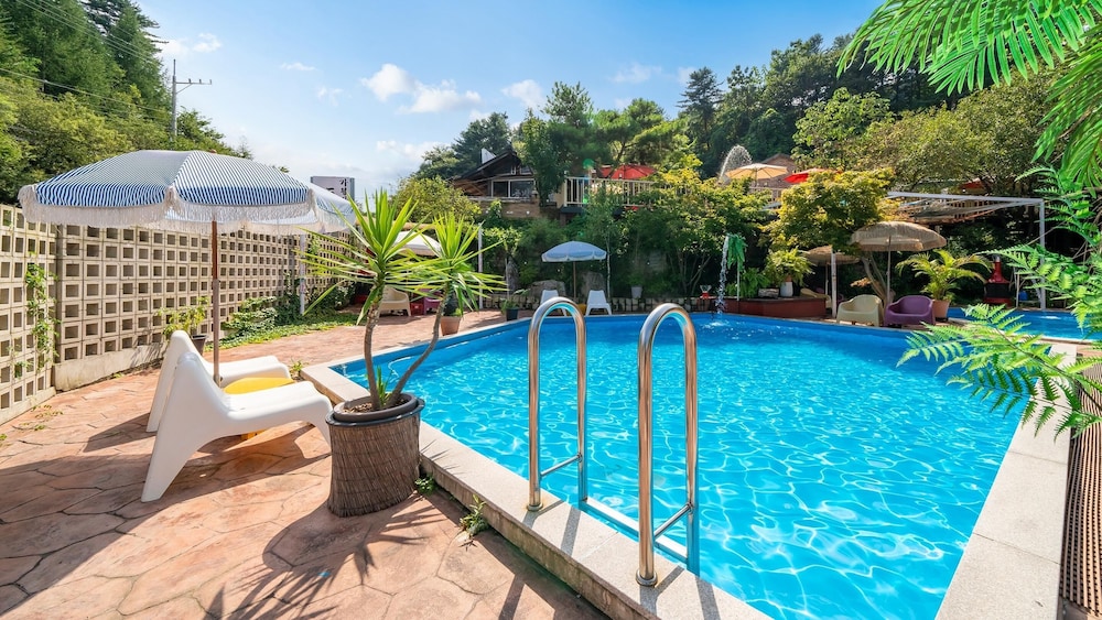 Gapyeong Botanical Pension 46/50