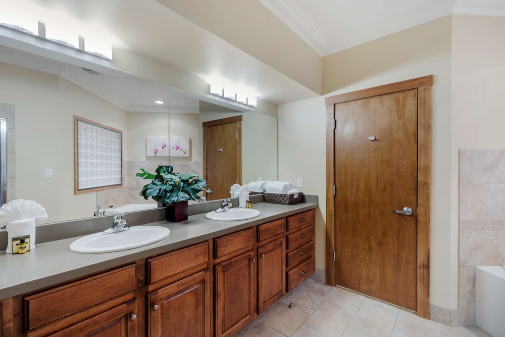 Best Western Plus Loveland Inn 11/56