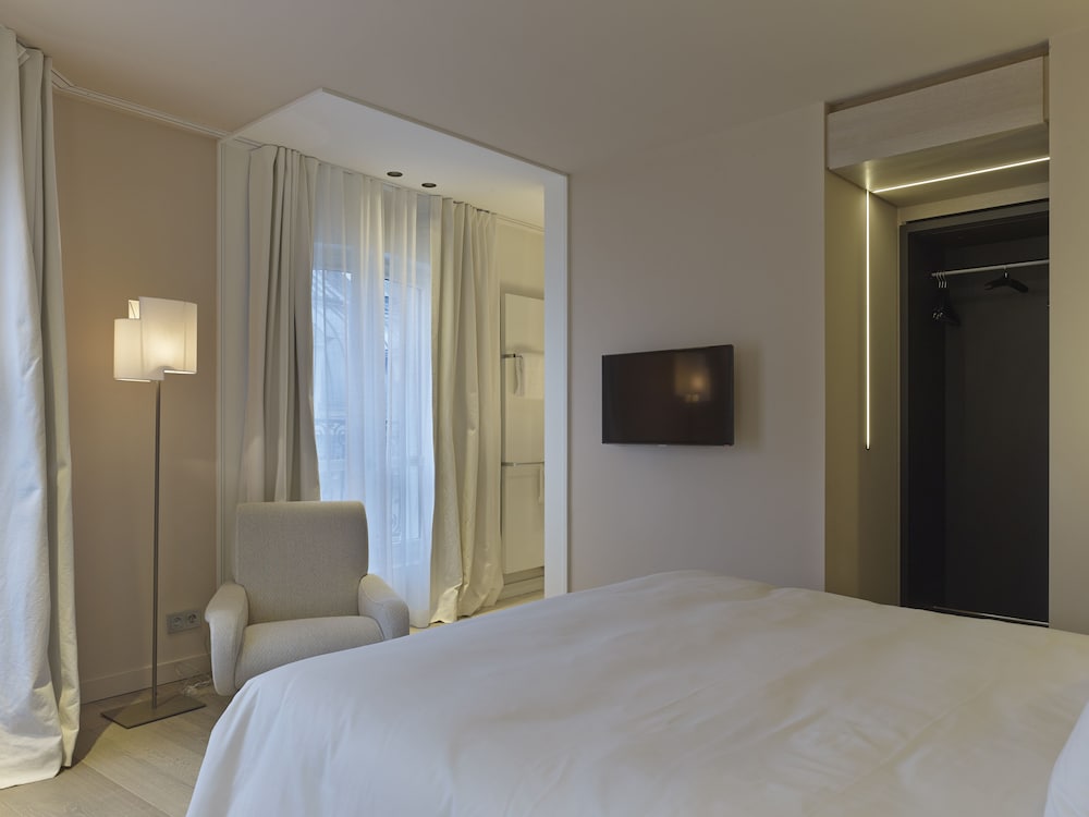 HOTEL DE NELL 25/52