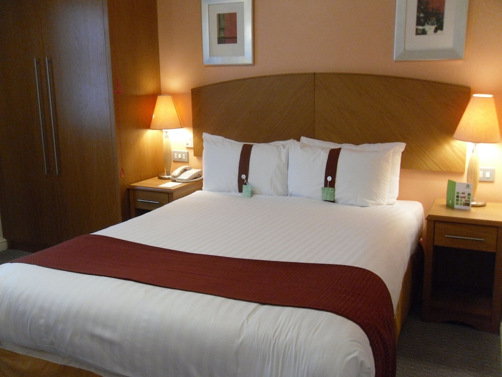 Holiday Inn Manchester West 18/74