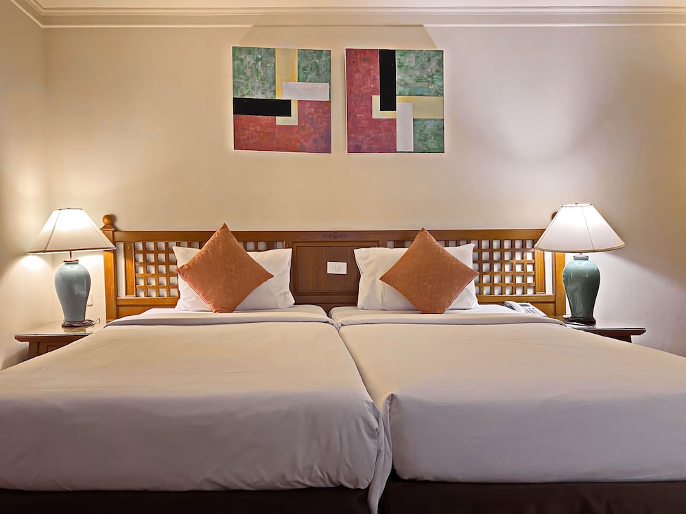 Silom Serene Boutique 14/65