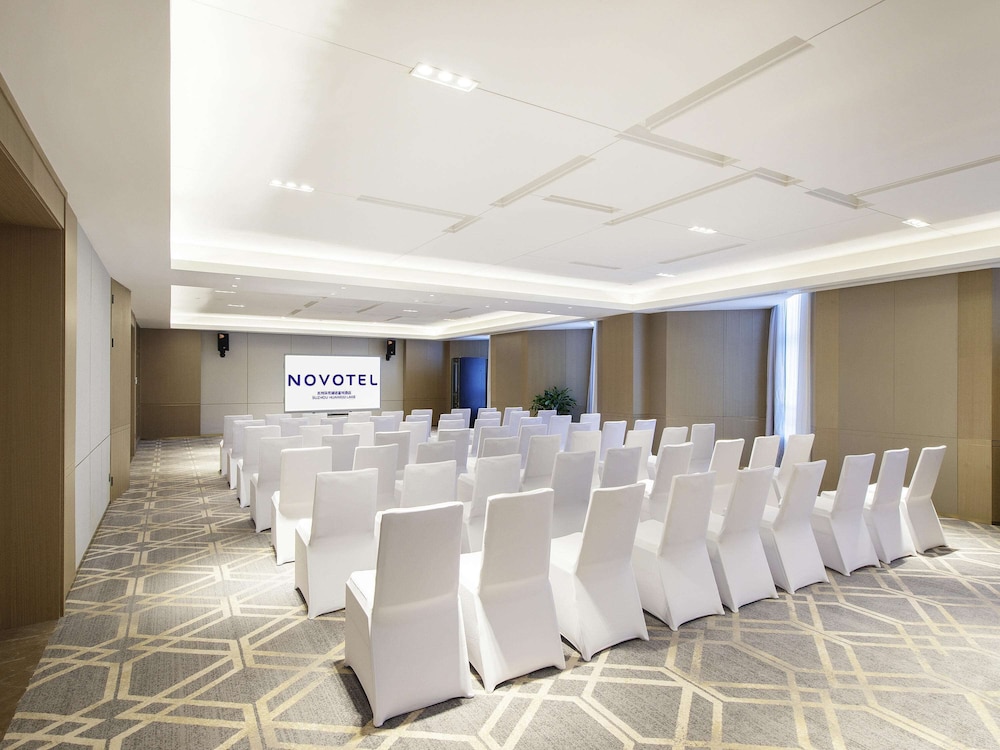 Novotel Suzhou Huanxiu Lake 38/50