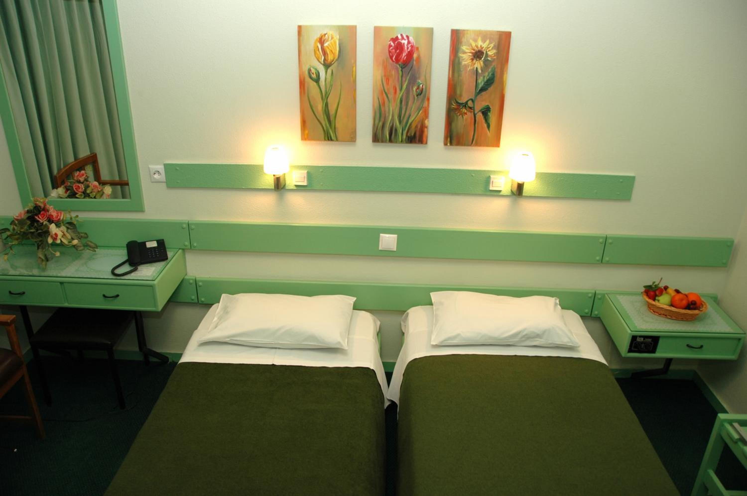 غرفة بسريرين منفصلين، AMALIA HOTEL 6/10