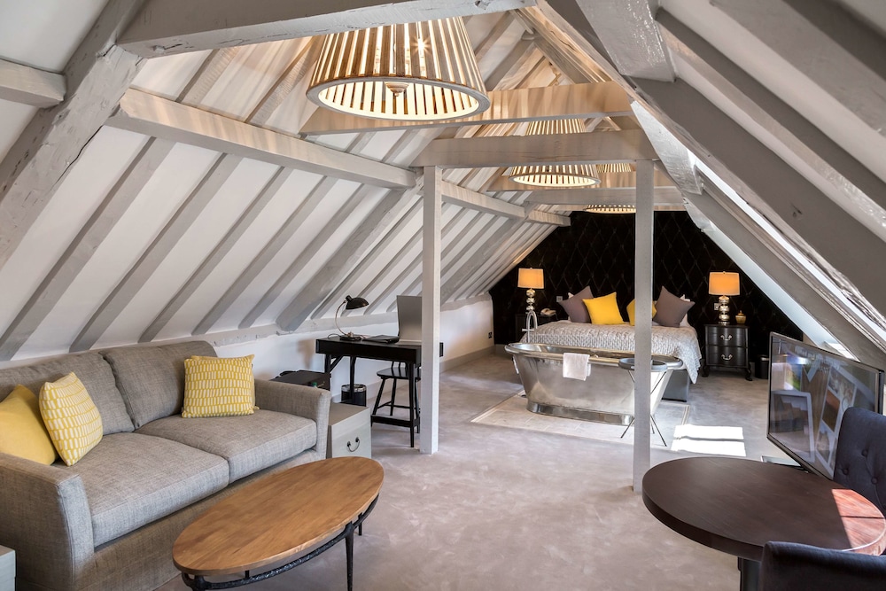 Best Western Salisbury Red Lion Hotel 36/67