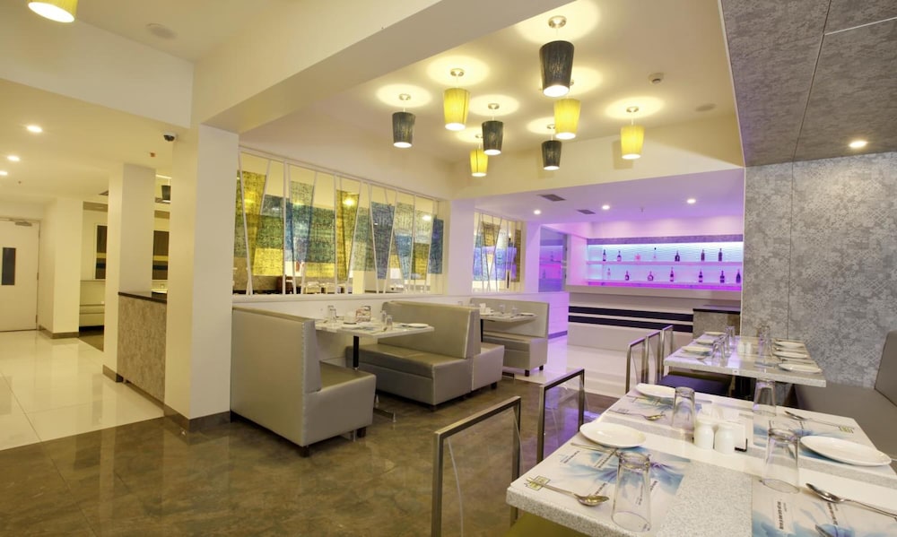 Bizz Tamanna Hotel Hinjawadi Pune 26/44